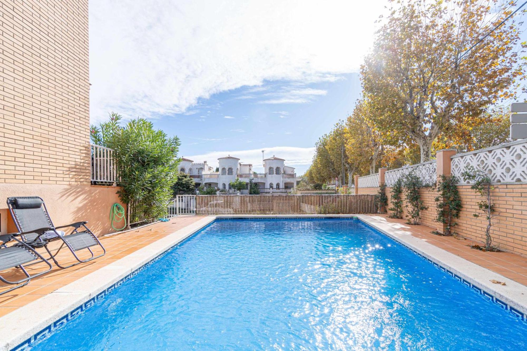 Jouvacations Villa Freser Empuriabrava Zewnętrze zdjęcie